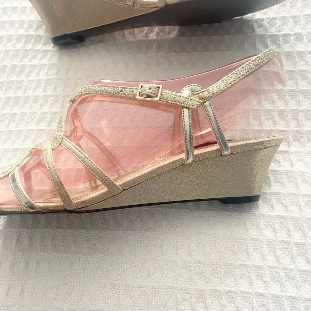 Nina Foley YG Platino Glittery Gold Wedge Sandals size 10